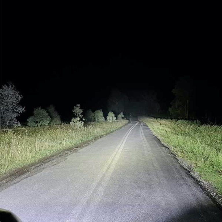 Ford Ranger behind Grill LIGHT BAR ULTRA VISION KIT