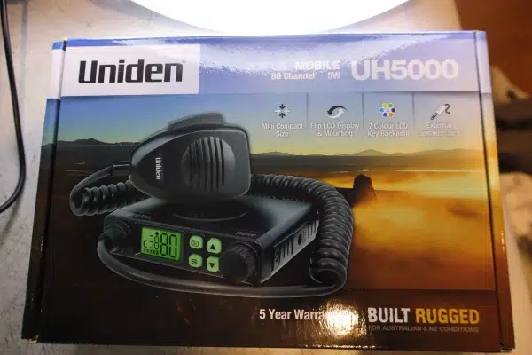 Uniden UHF