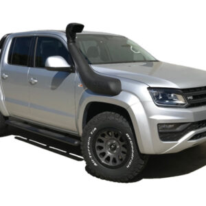 Amarok V6 with SS1410HF snorkel crossing water