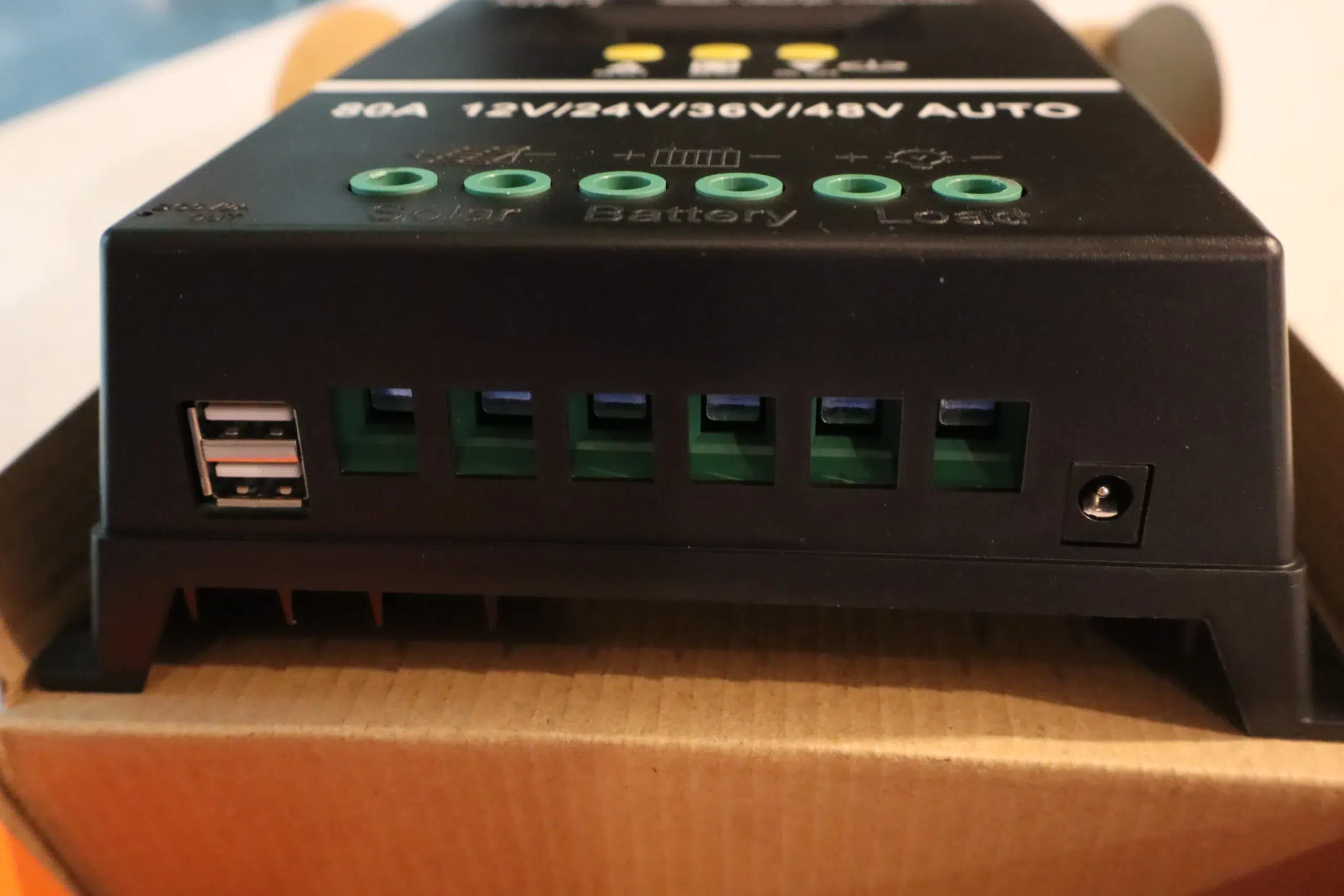 Smart solar charge controller with LCD screen supporting 12V, 24V, 36V and 48V systems.